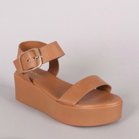 Tan Flatform Sandal - Picture 3 of 3